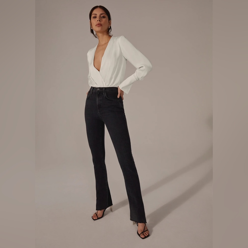 Favorite Daughter Valentina Tower Jeans in Black